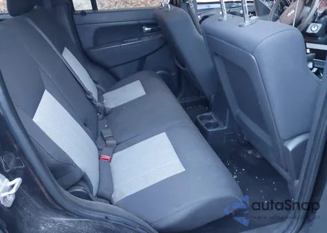 2010 Jeep Liberty Sport from USA, damaged, VIN 1J4PN2GK5AW119027